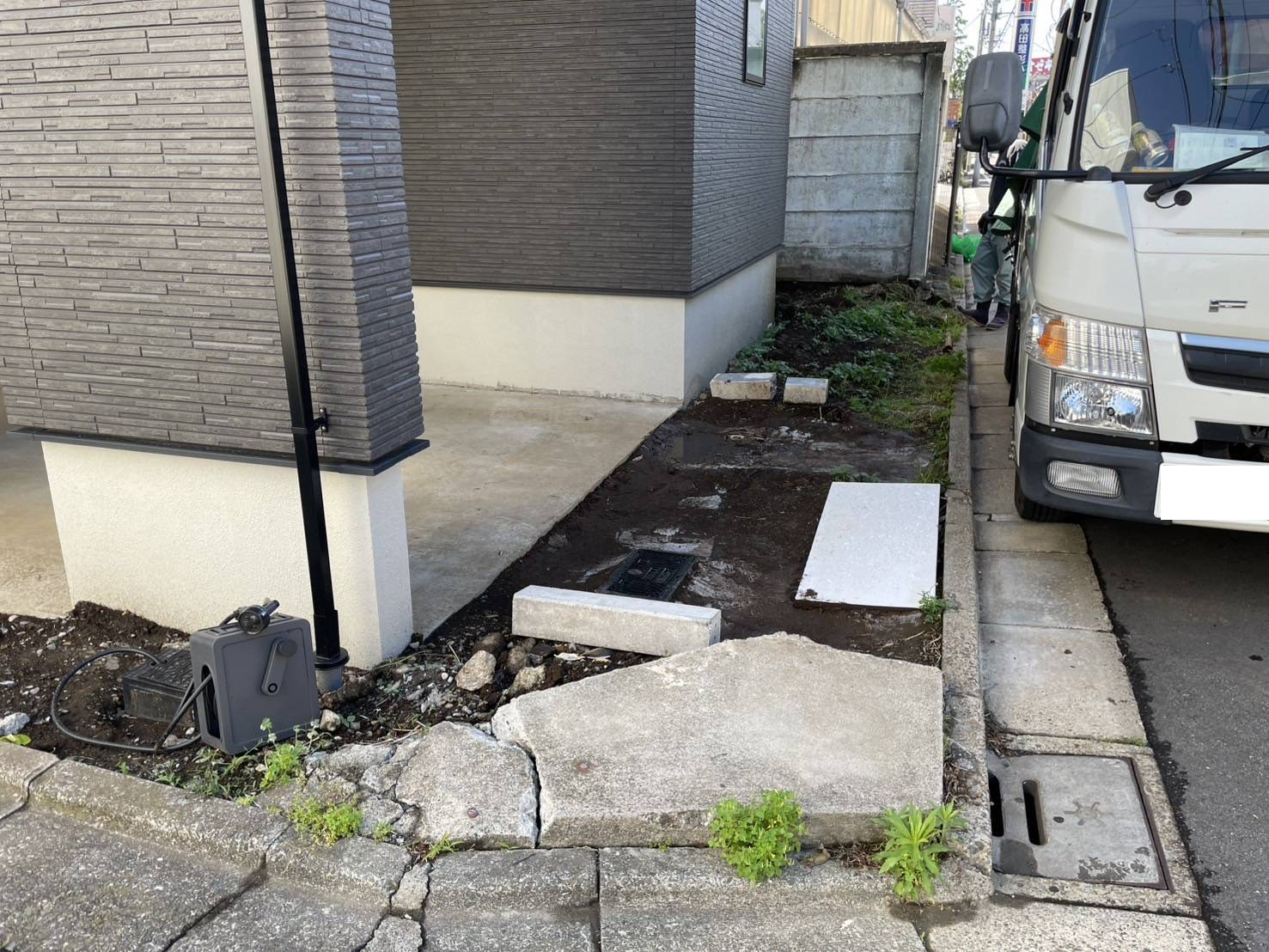 東京都世田谷区のT様邸現場・2024年撮影│上町駅近くの現場ビフォー1│